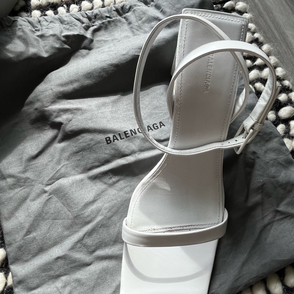 Balenciaga - Moon Sandals - Picture 5 of 11
